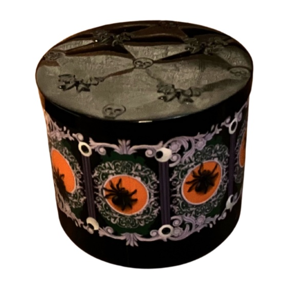 I Scream Float Triple Wick Candle - Elegantly Scary - flourished with elegance - Picture 4 of 4